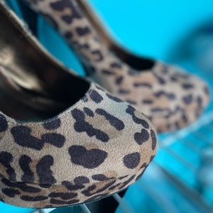 Women’s Heels. Good Condition. Message me if you have any questions